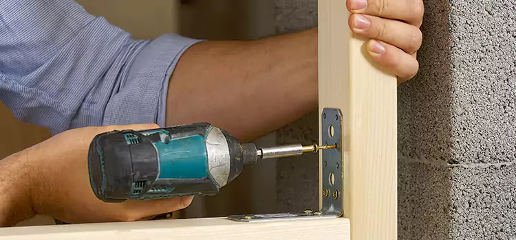 Jimmy Proof Deadbolt Repair Chambly
