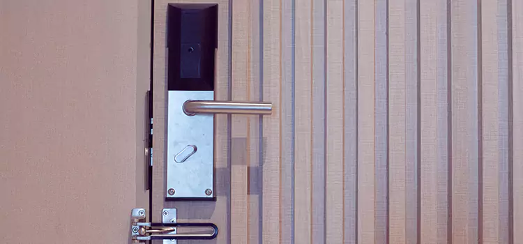 Installing a Maglock Chambly